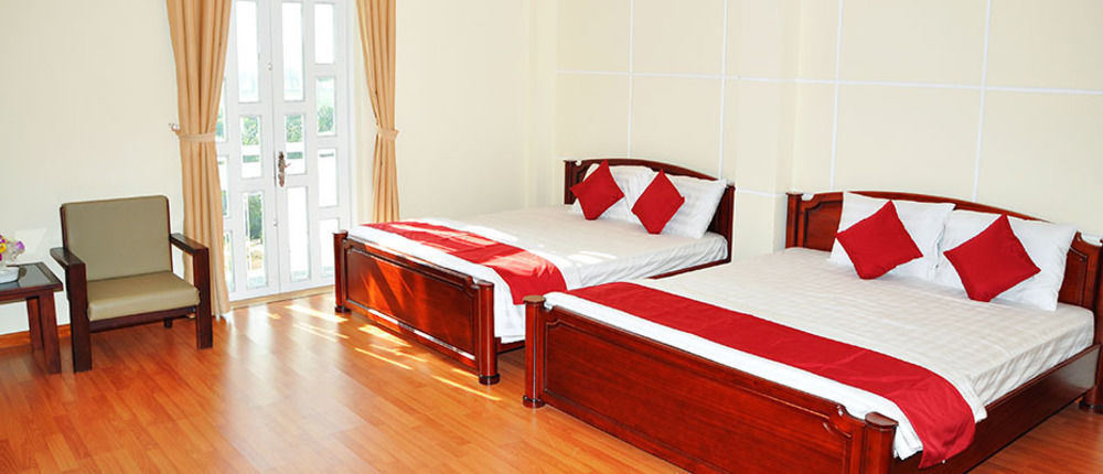 Hoang Duc Hotel Тяудок Екстер'єр фото